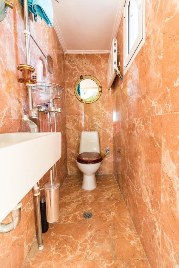 A Luxury Maisonette With Sea View بيرايوس المظهر الخارجي الصورة